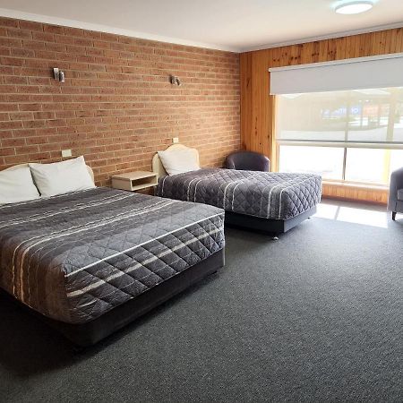 Country Roads Motor Inn ناراركورت المظهر الخارجي الصورة